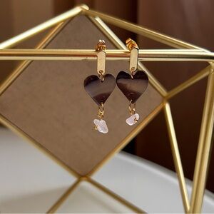 Earthy tones Brown Heart Drop Earrings with Quartz